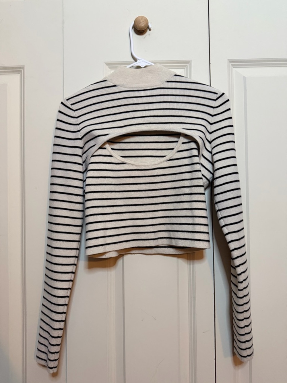 Bershka Cream and Black Striped Cutout Cropped Sweater